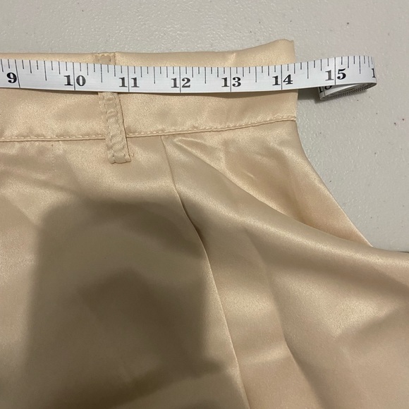 Summer Loose Lady Shorts (L) - Picture 2 of 6